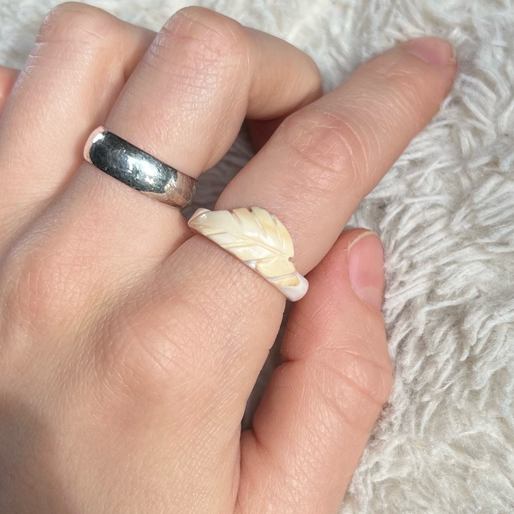Hand Carved Shell Ring - Picture 2 of 6